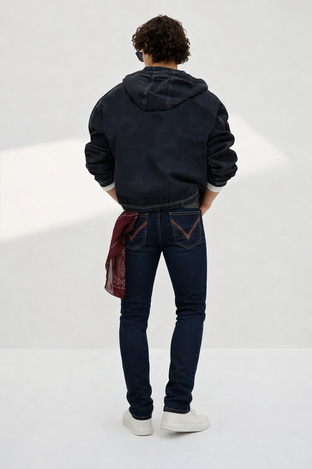 Men's dark blue skinny jeans with red contra stitch embroidery — Clutch Denim SA