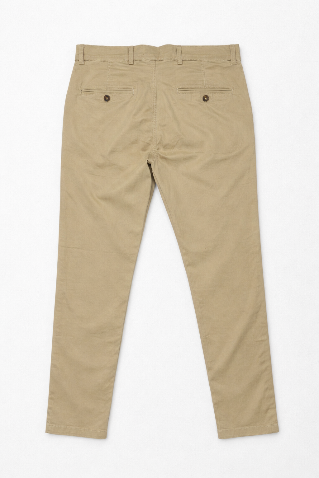 Slim fit khaki chinos styled — Clutch Denim