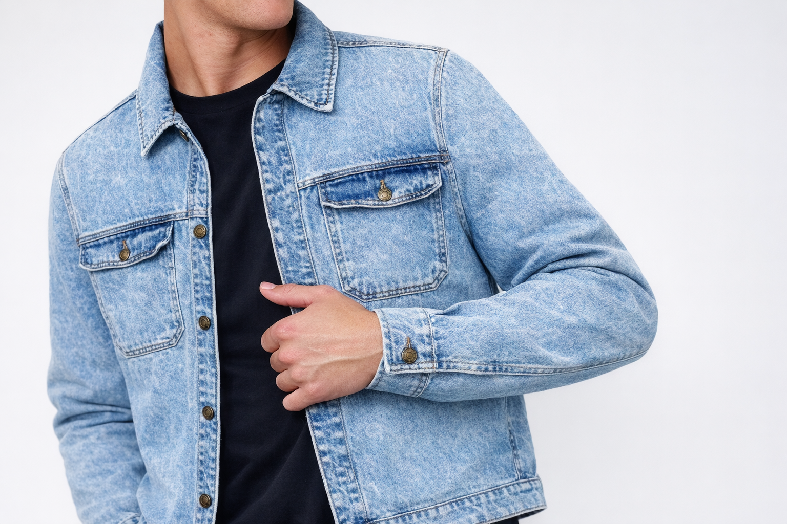 Denim shacket cropped detail — Clutch Denim