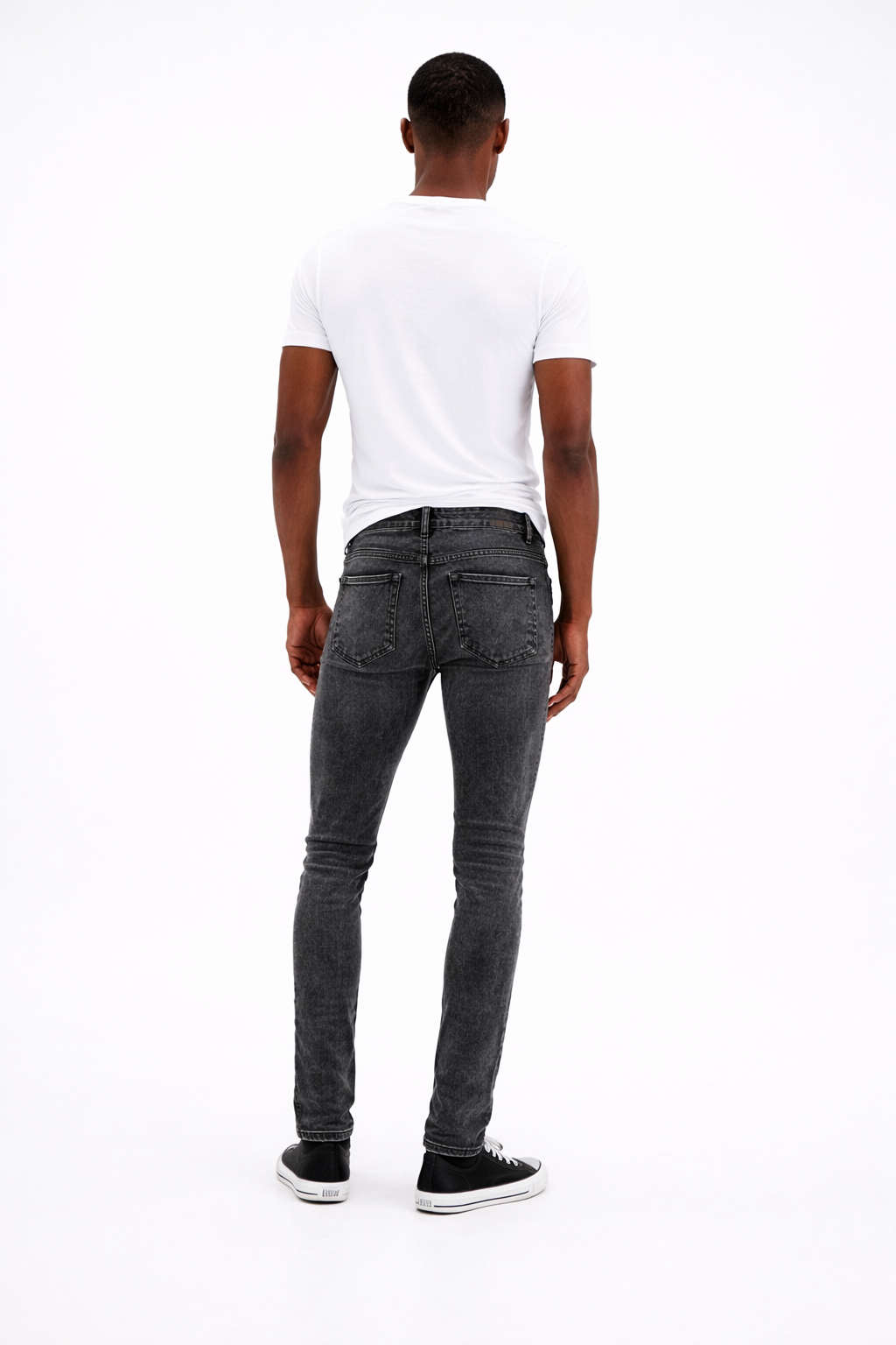 Skinny acid wash denim jeans styled — Clutch Denim